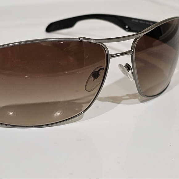 Men’s authentic Prada sun glasses with proof of receipt - Picture 2 of 7